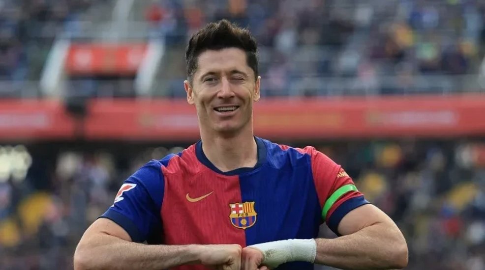 开云中国官方网站-莱万多夫斯基连续五场比赛得分超过出色防守，MAD不断突破！-开云中国官方网站